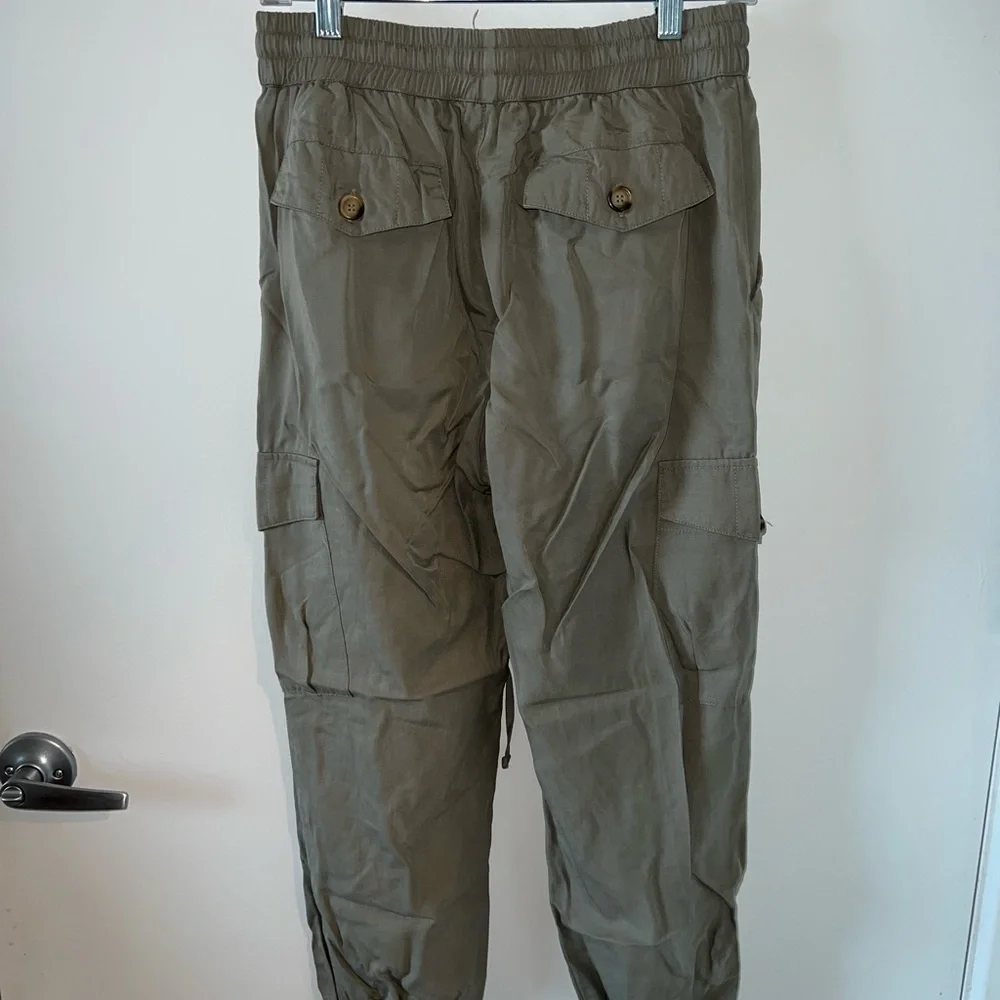 Joggers - Picture 2 of 2